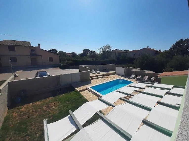Holiday home Villa Lokvanj Liznjan